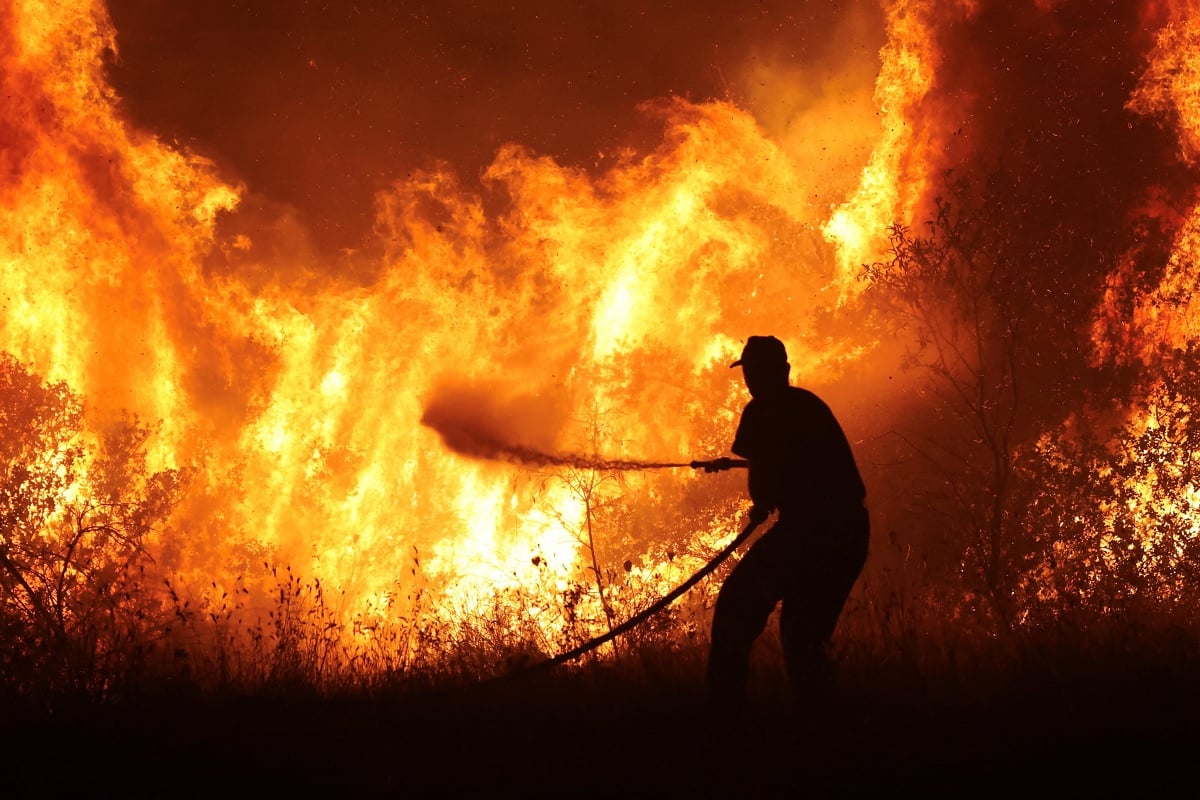 Woman arrested in Greece for starting fires to flirt with firefighters