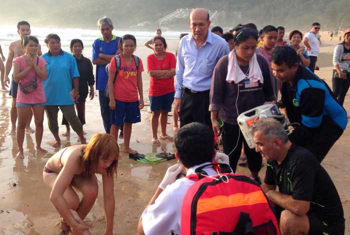 Phuket blood-moon surf sees German drowned, Patong tourists saved