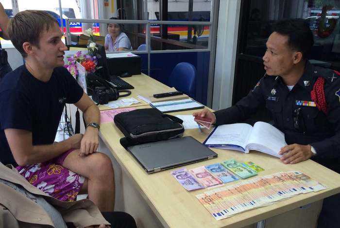 Phuket van driver returns cash-stuffed laptop case to Russian