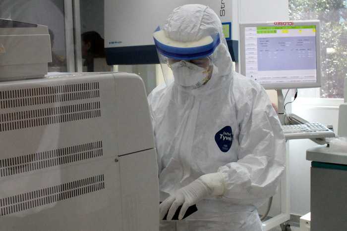 Phuket beefs up Ebola security with specialized laboratory