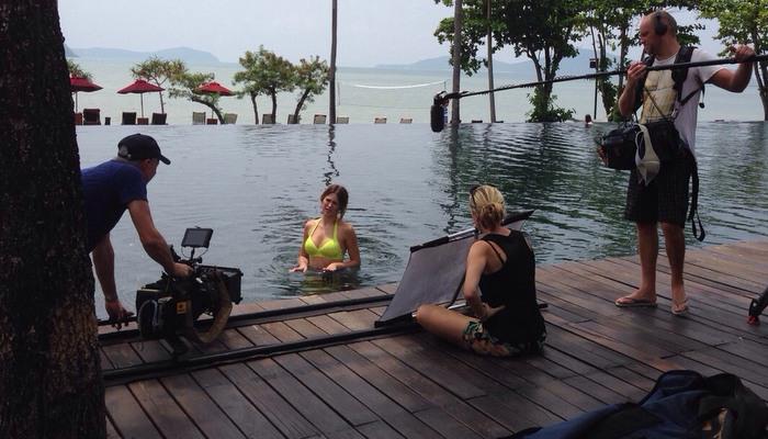 Miss Universe Australia 2010 plays in Phuket