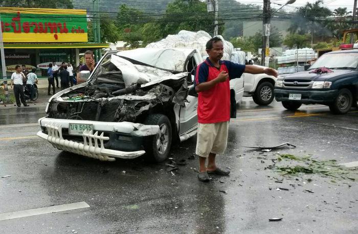 Police rescue driver from mob after two killed at Phuket’s ‘hundred bodies curve’