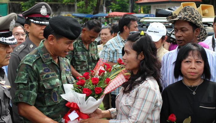 Grateful Phuket locals praise army