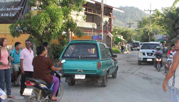 Road works force closure of Patong-airport shortcut