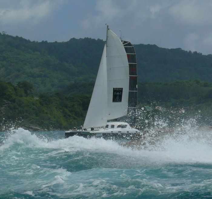 Tourists told to avoid speedboat trips as weather warning issued