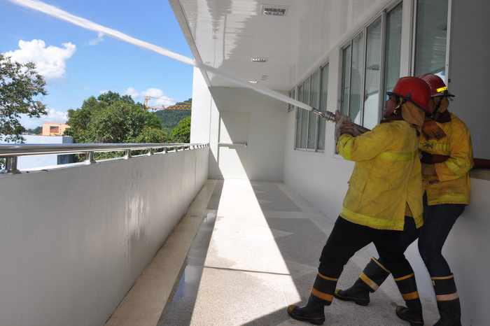 Phuket hospital praised for earthquake emergency-response drill