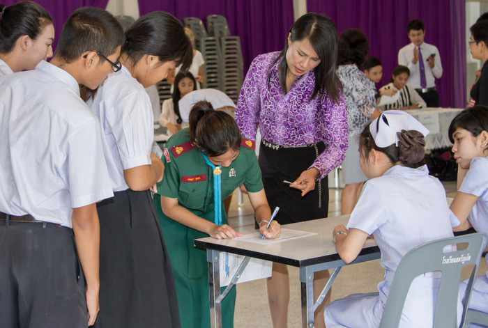 Phuket women’s club scholarships shine light on poor students’ futures