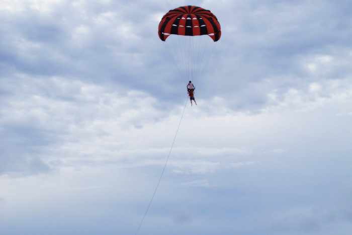 Practice safe parasailing, says DDPM Phuket chief