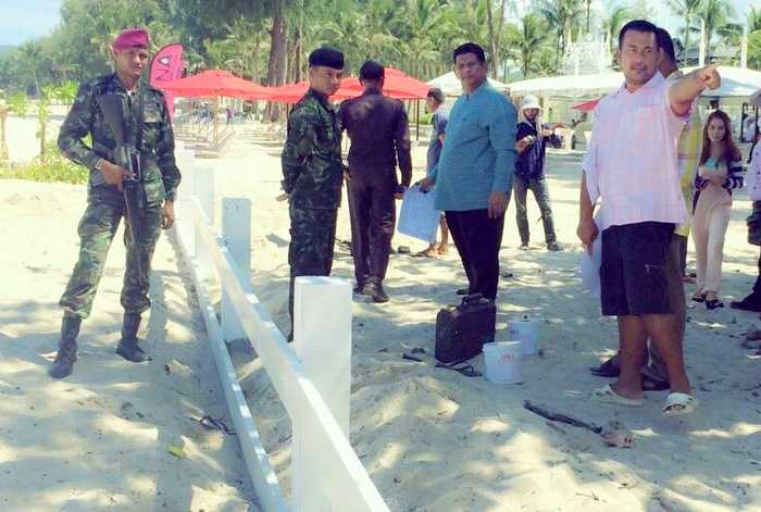 Facebook tip-off leads to Laguna Phuket beach fence teardown