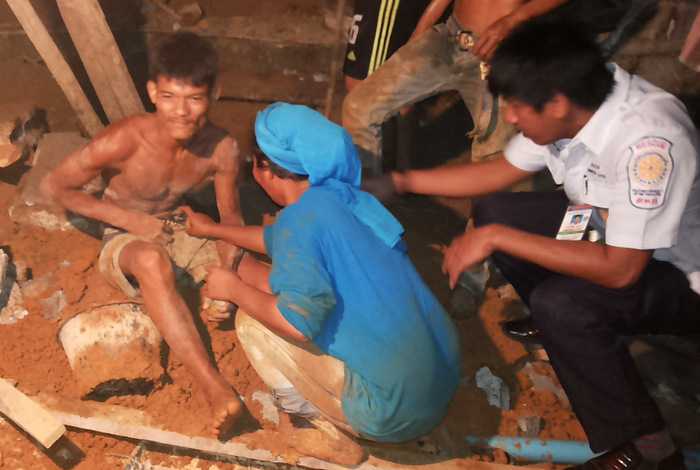 Myanmar worker saved after Phuket retaining wall collapses