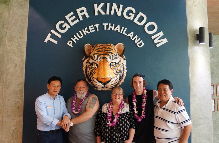 Aussie attacked by Phuket tiger returns to Kingdom