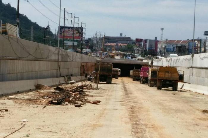 Phuket underpass construction company dodges fines for another month