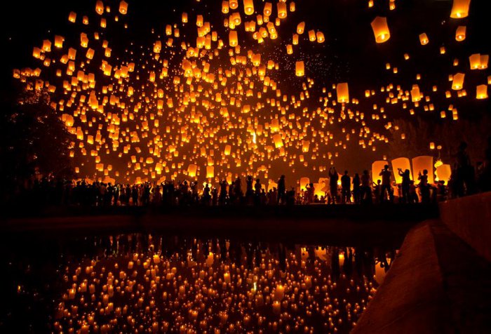 Police move to stem sky lanterns, fireworks at Patong Beach