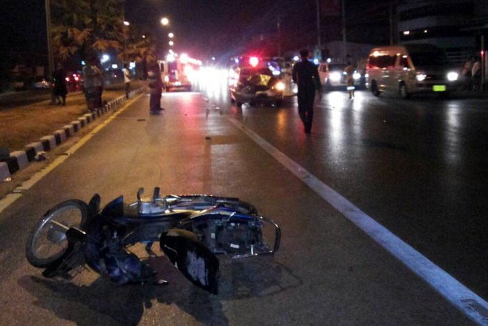 Chinese tourists safe after airport taxi slams into motorcycle, kills man