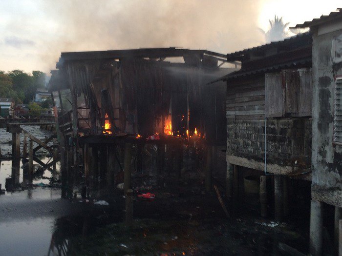 Fire ravages two homes in Phuket Town