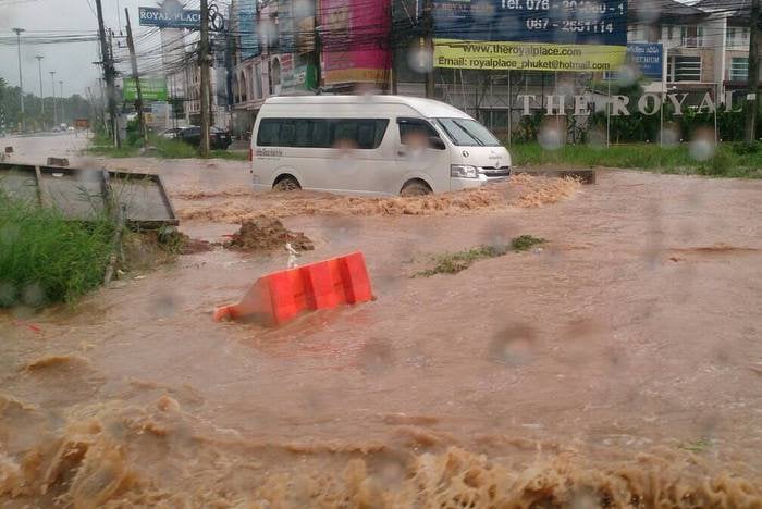 Police insist on safe driving in monsoon weather