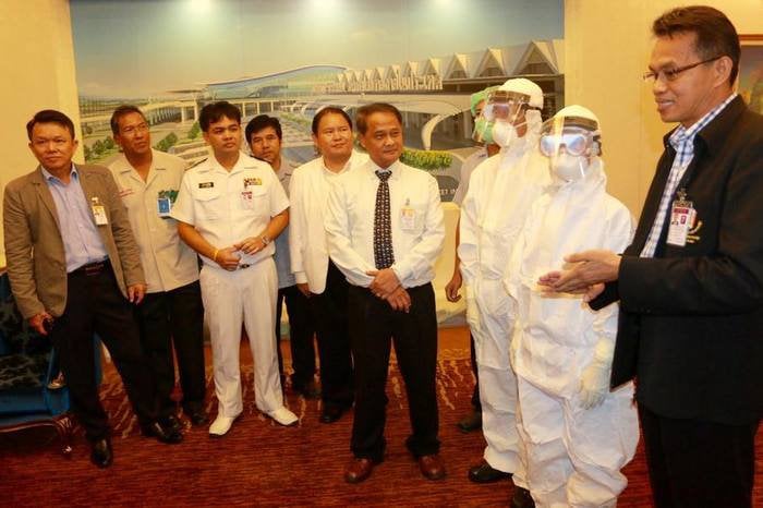 Governor checks Phuket Airport’s MERS control efforts