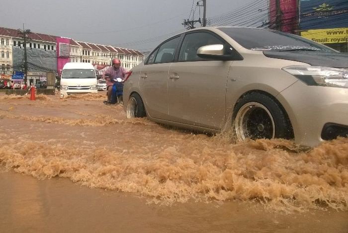 Phuket underpass construction site floods