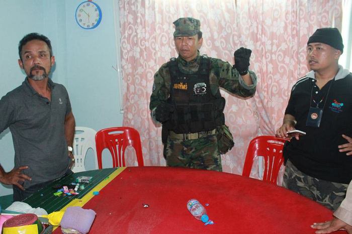 Phang Nga police officer busted in Phuket gambling raid