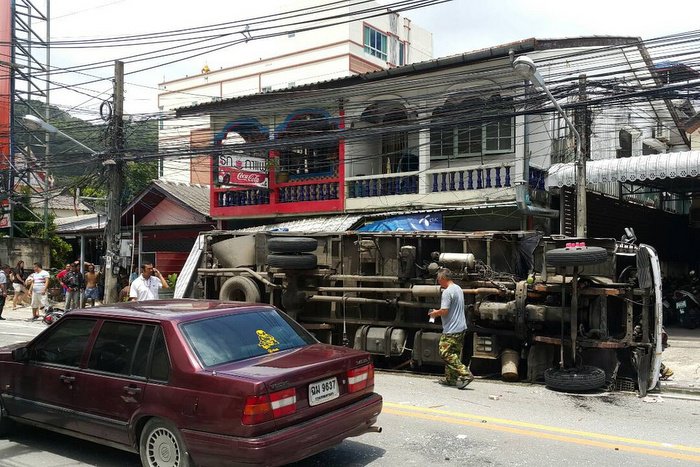 Breaking News: Two seriously injured in Patong Hill crash