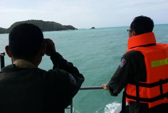 Breaking News: One more boat sinks, one wrecked off Phuket