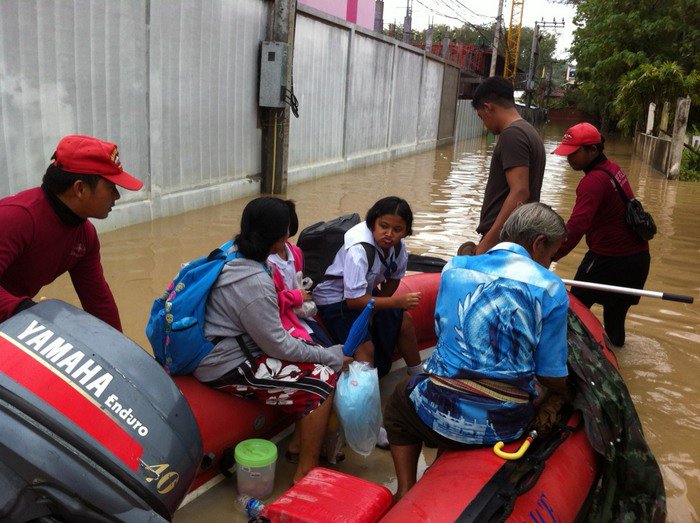 Phuket Marine Police offer boat-taxi service