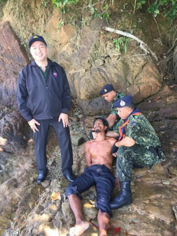 Officers hunt fugitive on secluded island off Phuket