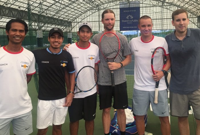 Maroon 5 takes to Thanyapura’s tennis courts