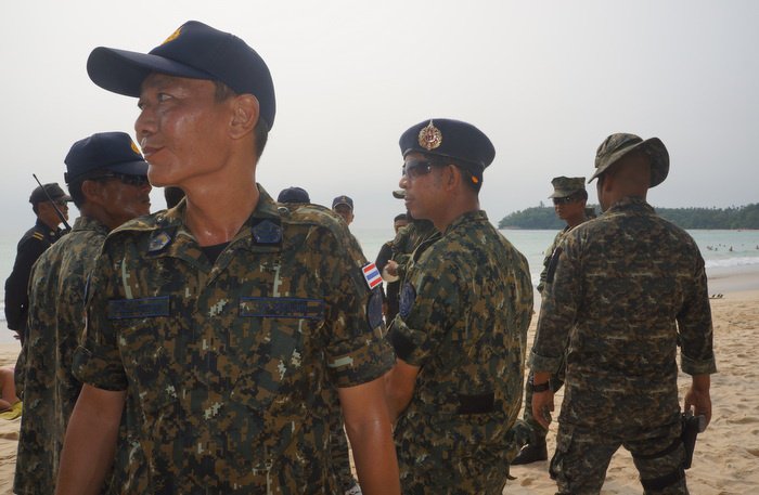 Navy settles beach vending squabble