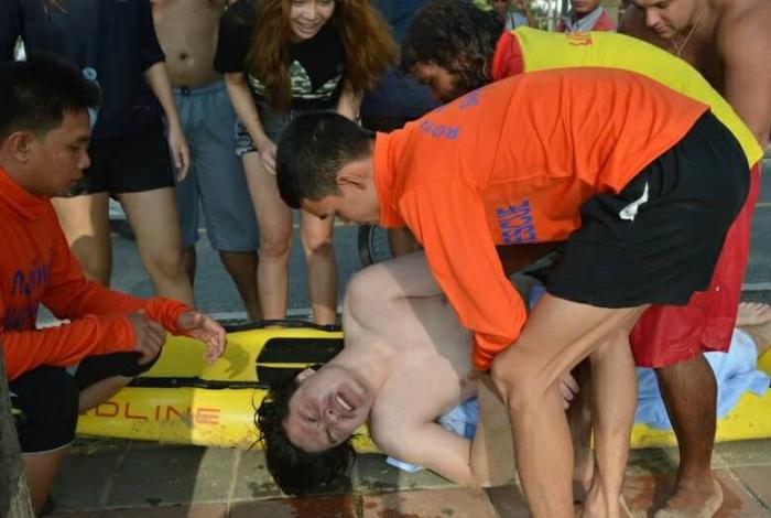 Thai man ignores red flags, nearly drowns