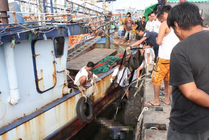 Unidentified rotting body found floating off Rassada Pier