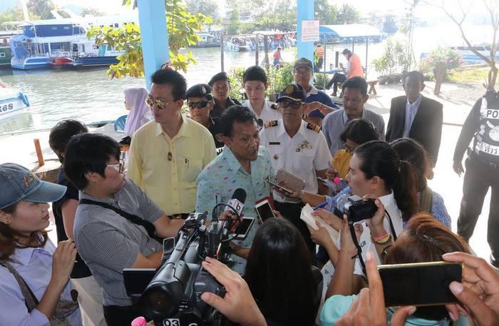 All tourist boarding boats must carry ID, says Gov