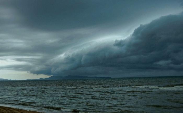 High-surf, storm warnings issued for Phuket