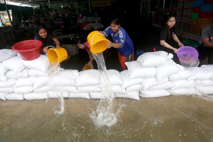 Phuket social club asks for donations for flood victims in Nakhon Sri Thammarat