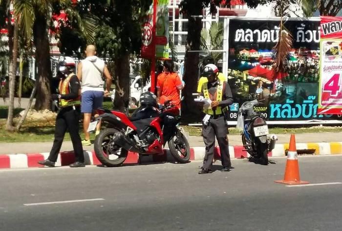 Phuket underpass checkpoint scoops up dozens of motorists