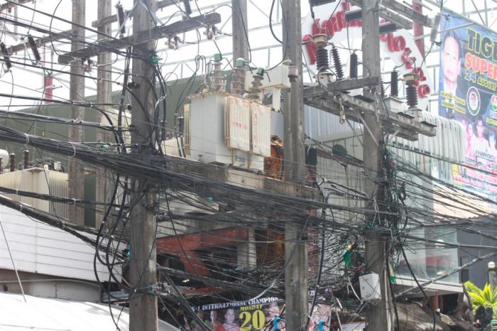 Patong awaits bid to bury beachfront cables