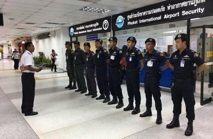 Tourists flock to Phuket for Chinese New Year