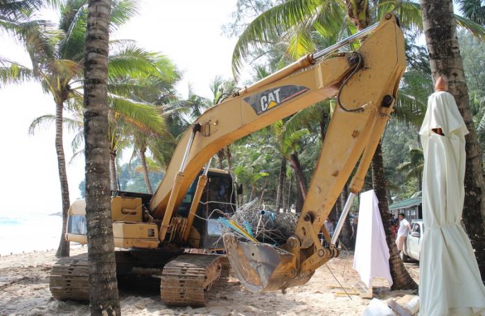 Demolition day announced for buildings on Phuket beaches