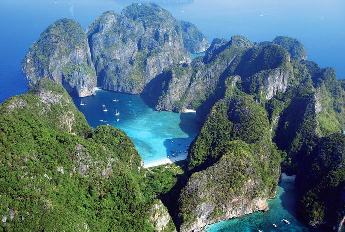 Divers to cough up extra cash for Phi Phi marine park fee