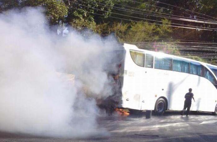 Tourists escape another Phuket bus fire