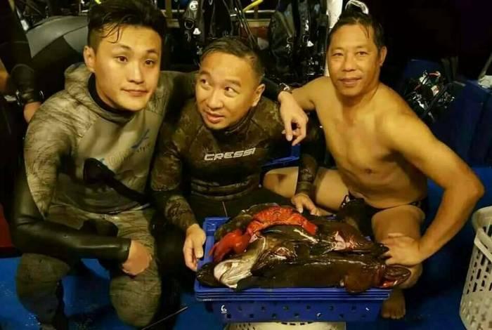 Hong Kong spear fishers put Similan dive boat in hot water