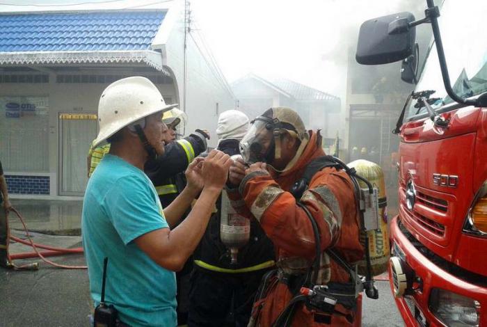 Blaze guts Phuket Town home