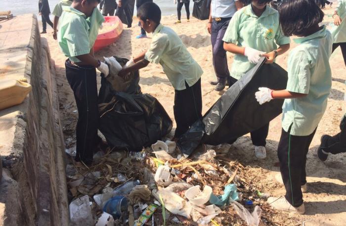 Phuket locals, officials team up to clean up