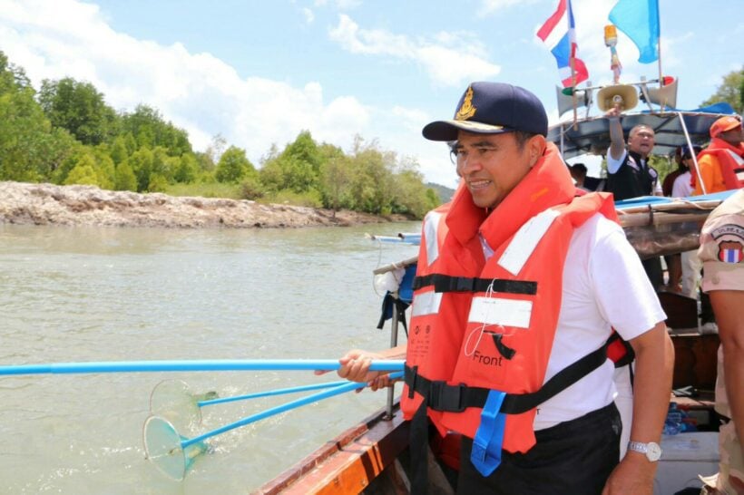 Governor leads the way. Cleaning Tha Chin Canal in honour of HM Queen’s Birthday 