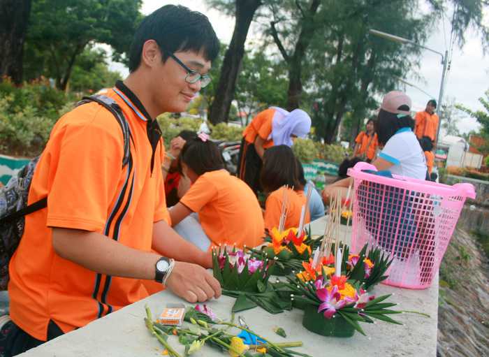 Phuket gears up for Loy Krathong festival