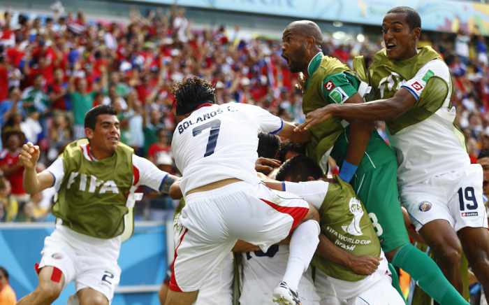 Costa Rica stun Italy, France crush Switzerland