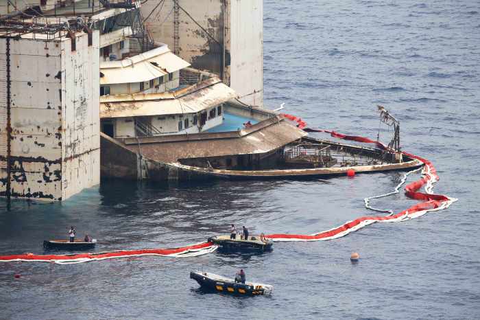 Costa Concordia almost ready for final voyage