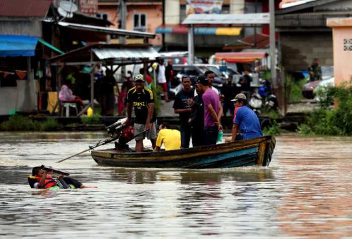 Flood, landslide warnings for four provinces in the South