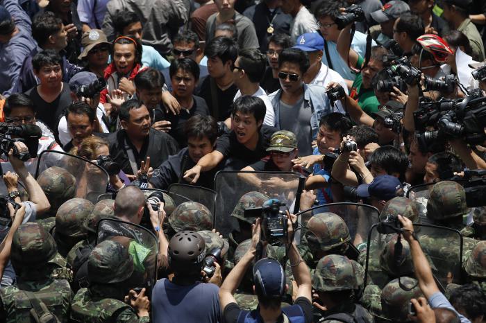 Lawbreakers face tough action, Prayuth warns