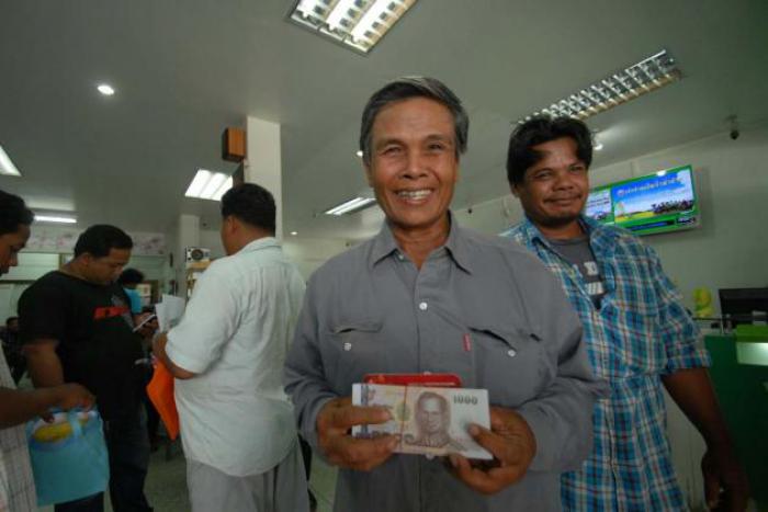 Thailand News: Now free, PDRC leaders turn to Facebook; Rice farmers thankful for payments